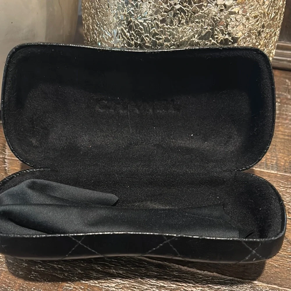 CHANEL‎ Black Quilted Leather sunglasses case